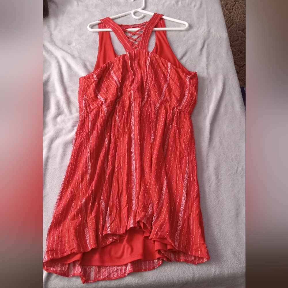 Dress - Picture 2 of 3